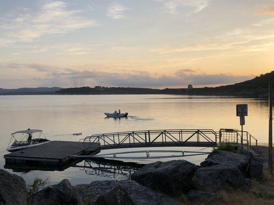 Sunrise over Canyon Lake