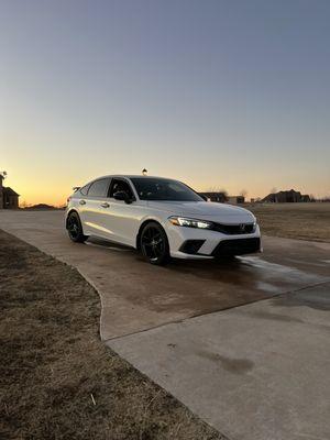 full exterior detail on 2024 civic sport hatch