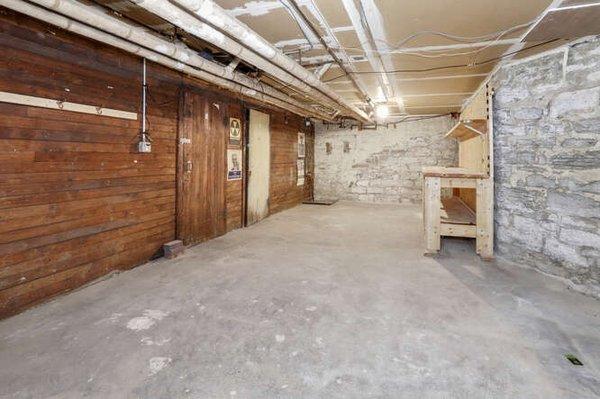 Large storage area in basement