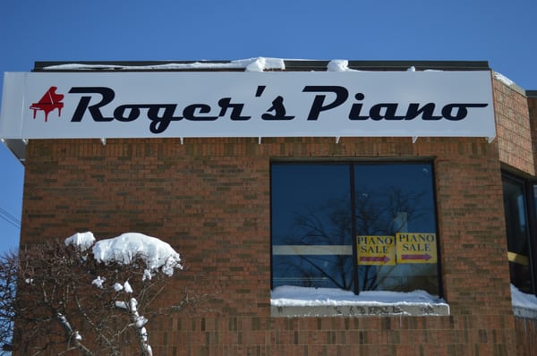 Front of the new Roger's Piano showroom.