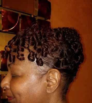 Natural Updo Suite 124