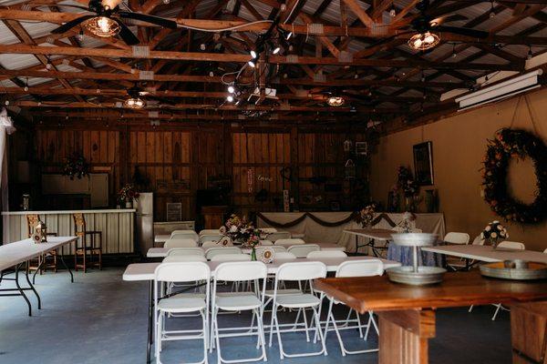 A double open-door barn venue for seasonal gatherings and events.