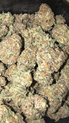 Our Purple Punch is the perfect Indica Dominate crossed with Larry OG and Granddaddy Purp!