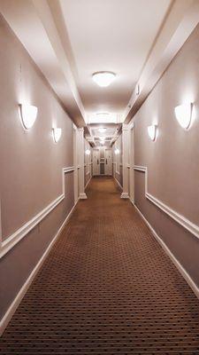 The River Inn - hallway