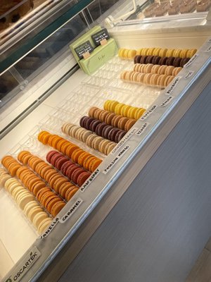 Macrons