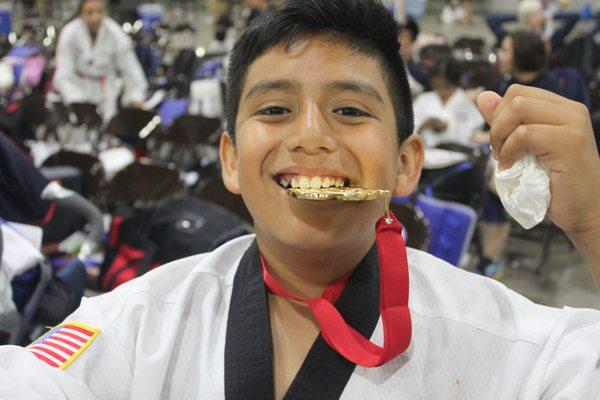 Gold Medal in National Taekwondo Tournament