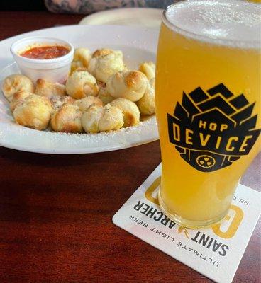 Craft beer and garlic knots