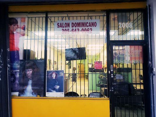 The Four Sisters Beauty Salon out front