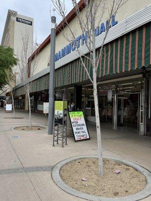 The outside of Mammoth Mall