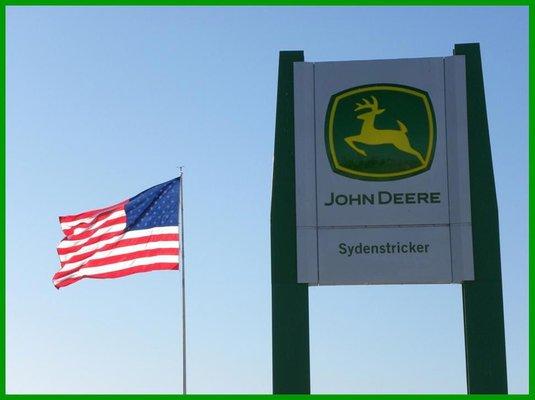 Sydenstricker John Deere in Curryville serves Pike, Ralls, and Audrain county property owners and farmers.