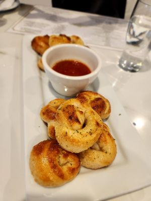 Garlic Knots