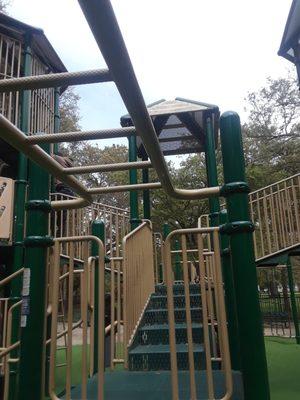 Massive jungle gym