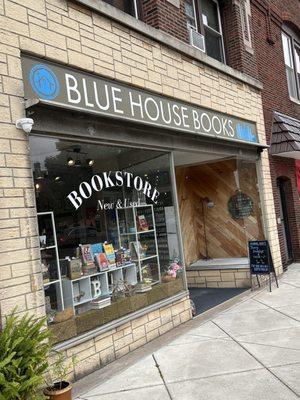 Blue House Books