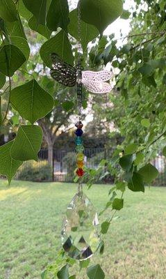 Super cute sun catcher with a dragonfly on it!