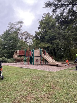 Great playground! Has benches no bathrooms though fyi.