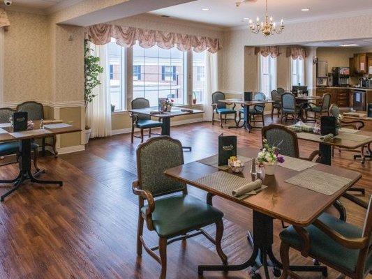 Kingston Rehabilitation of Perrysburg's Dining room