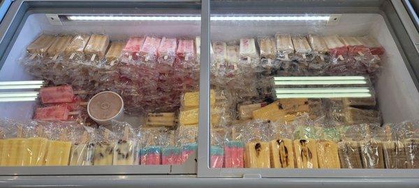 Paletas on paletas on paletas