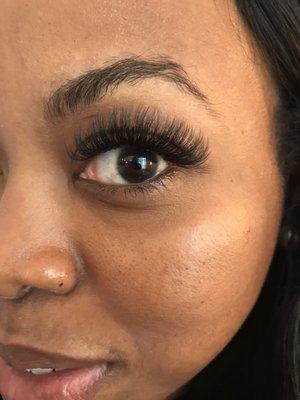 Volume lashes