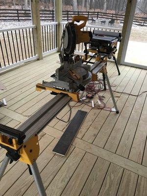 Mitter saw