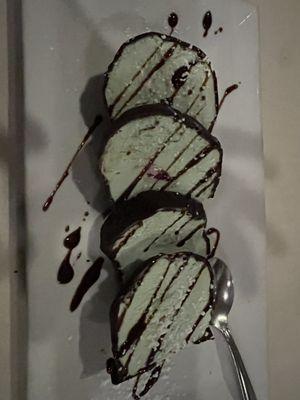 Pistachio tartufo