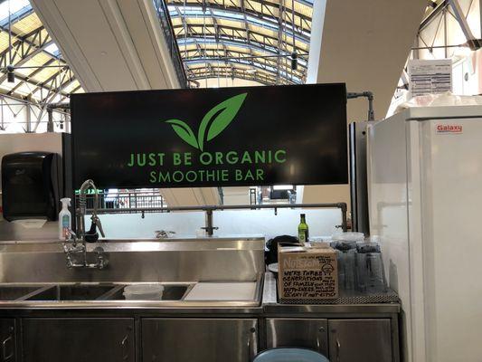 Just Be Organic Smoothie Bar