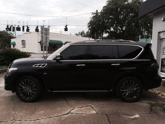 2017 Infiniti QX80