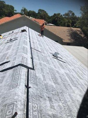 Roofers in Wellington, Pinewood roofing company, Top rated highly recommended roofers in Florida