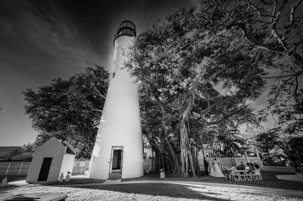 Lighthouse Key West Wedding by Conch Concierge Weddings
https://www.conchconciergeweddings.com/key-west-historic-venue-weddings/#lighthouse