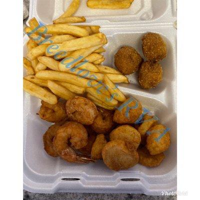 Scallops, Shrimp, Fries and Hushpuppies