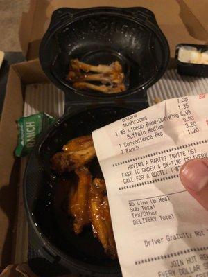 Boneless wings on my receipt and bone in wings in my order.