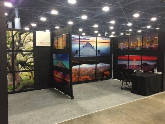 Art display wall by GOGO Panels Slatwall Displays