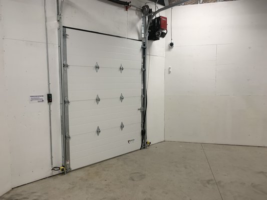 Large Overhead Door to assist with your move