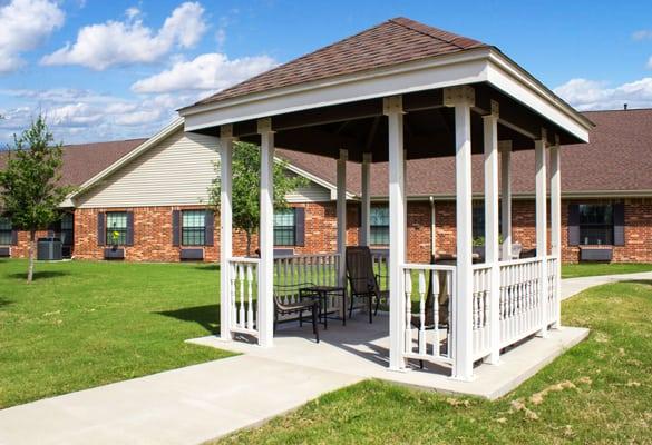 Legend Healthcare and Rehabilitation - Greenville Courtyard and Gazebo