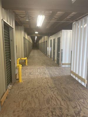 We offer many different sizes of units inside and outside ranging from 5' x 5' to 10'x20'. Please call 610-865-5904 for availability.