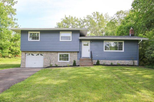 Just Listed 25101 Mistletoe Ave, Oakwood Village, OH 44146