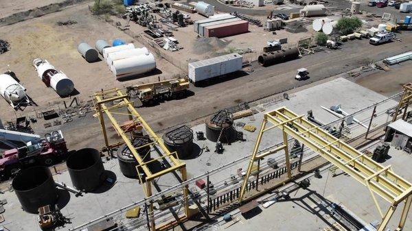 MMI shop, cranes from above