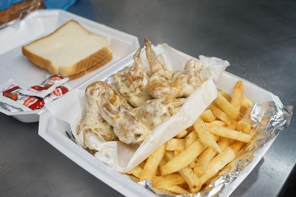 Blazin' Ranch wings with fries