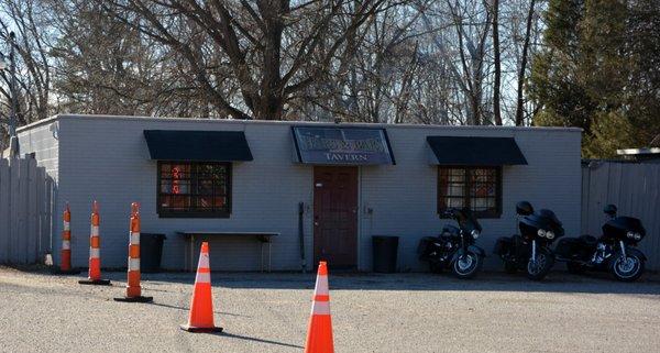 Stars and Bars Tavern