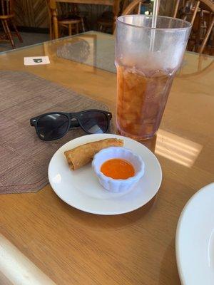 Spring roll & sweet ice tea