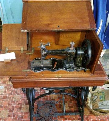 antique sewing machine