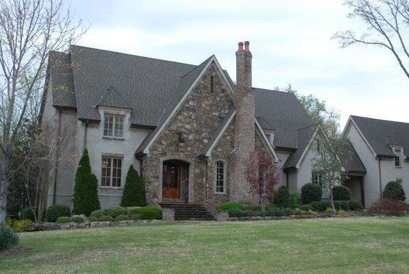 French Country styling,  this 50 year architectural shingle shows very well.