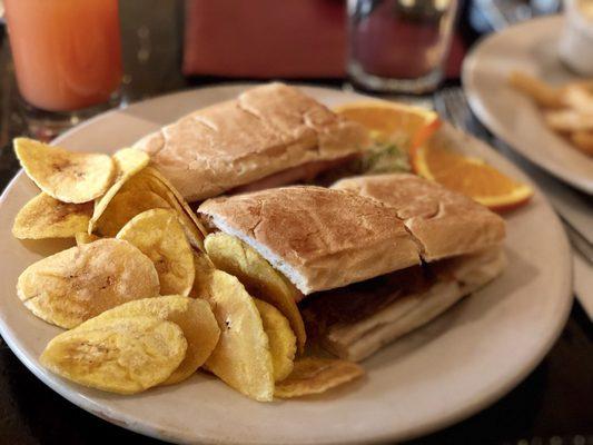 Cuban sandwich