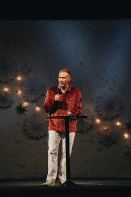 Lead Pastor, Krist Wilde, preaching on Christmas Eve 2021.