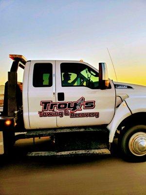 Troy's Towing and Recovery