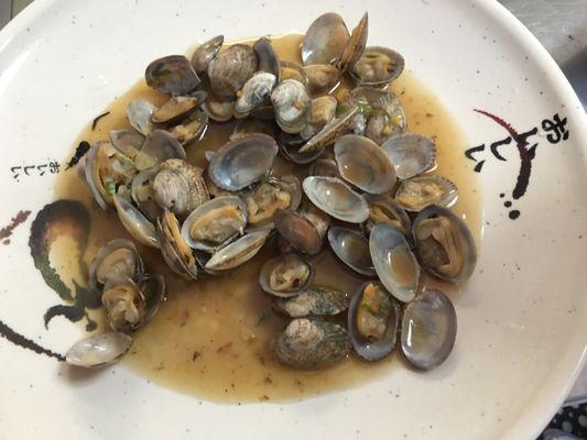 Fresh garlic clam