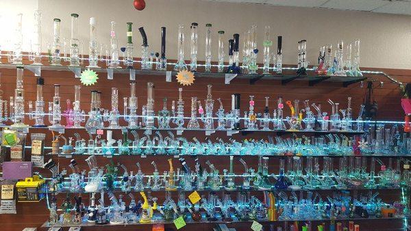 a wide selection of water pipes.