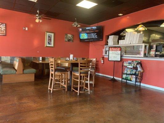 Ridgely Pizza inside