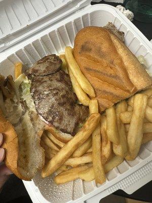 Pan con Bistec Papas Sandwich