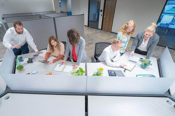 Coworking Area - Shared Cubicles/Hot Desk - Day Pass or NacPass