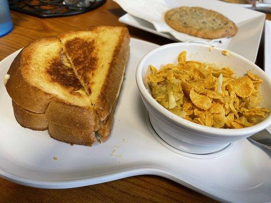 Grilled cheese and hash brown casserole